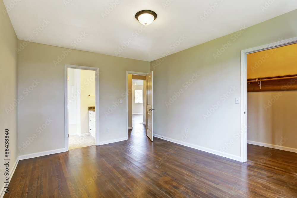 Fototapeta premium Empty master bedroom interior