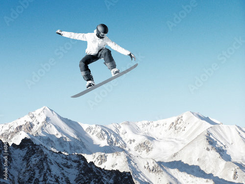 Fototapeta Naklejka Na Ścianę i Meble -  Snowboarding sport