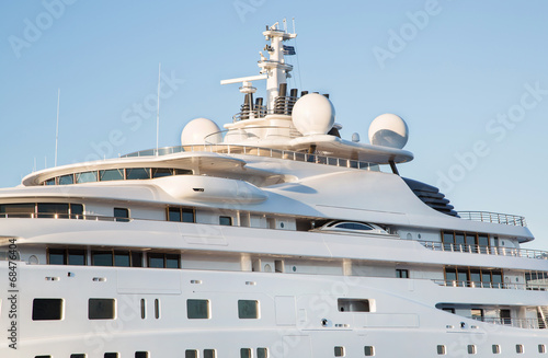 Mega große private Yacht von Milliardären © Jeanette Dietl