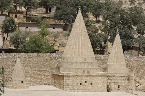 Lalish yezidi temples