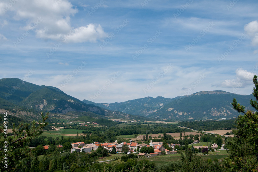 village dans les Hautes Alpes - France