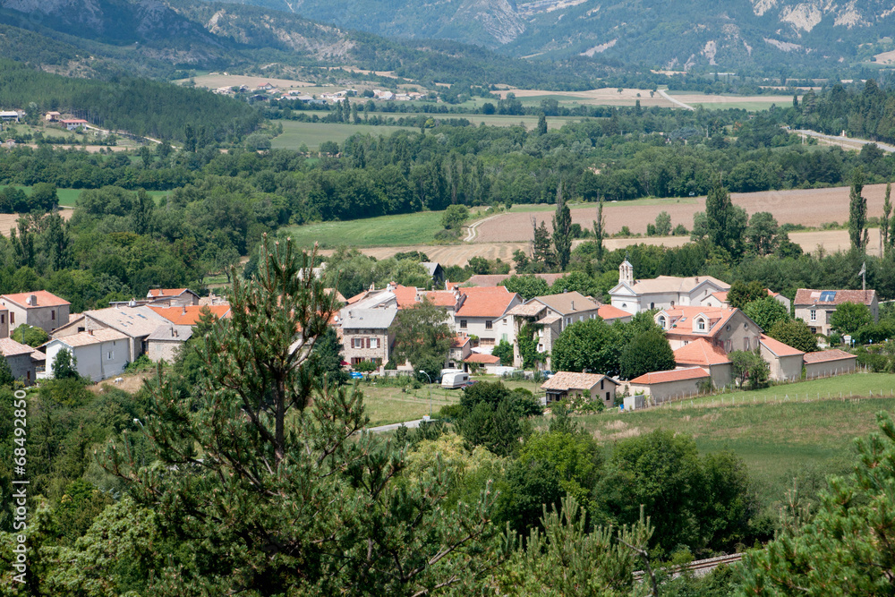 petit village de montagne - Hautes Alpes - France