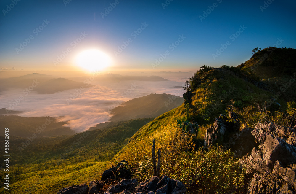 Sunrise at Doi Pha Tang, Chiang Rai