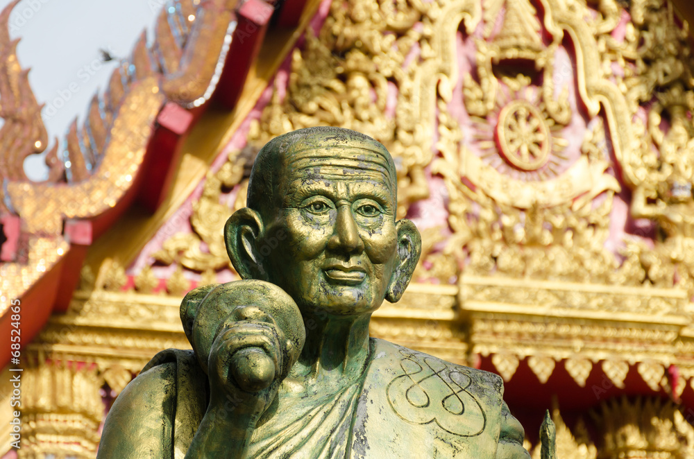 a monk statue  in Wat Mahaeyong Buddhism