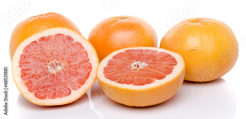 Grapefruits and half grapefruits