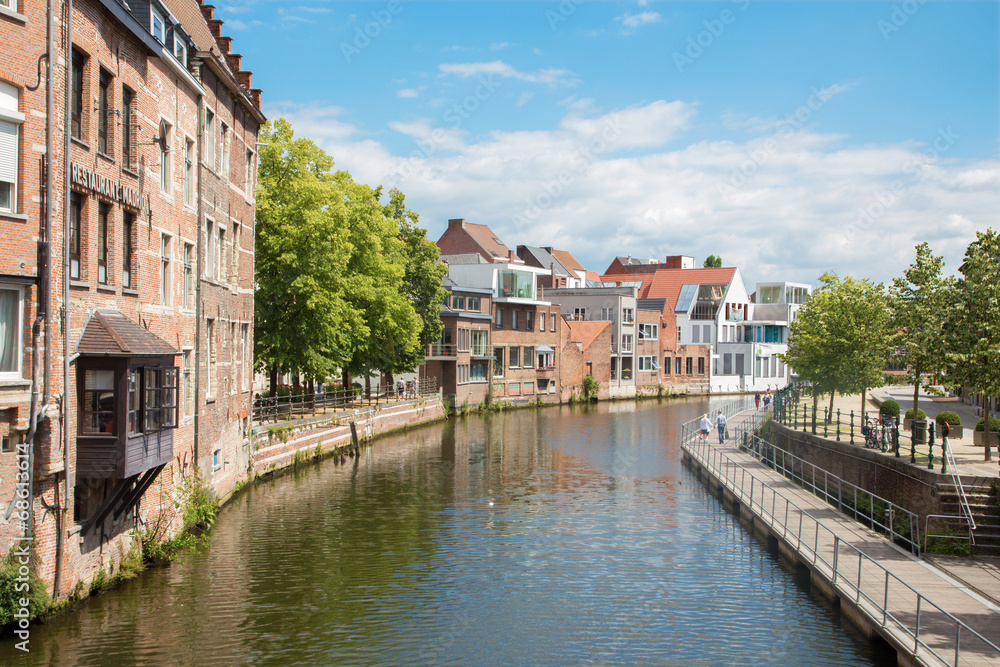 Mechelen - Canal and promenade.