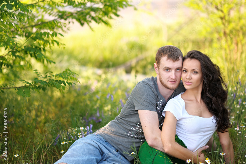 Naklejka premium portrait of a beautiful couple in love