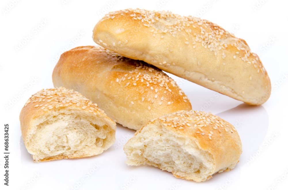 Sesame buns whole and broken