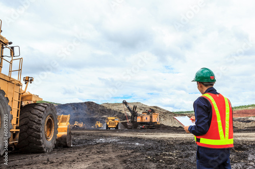 Worker in lignite mine