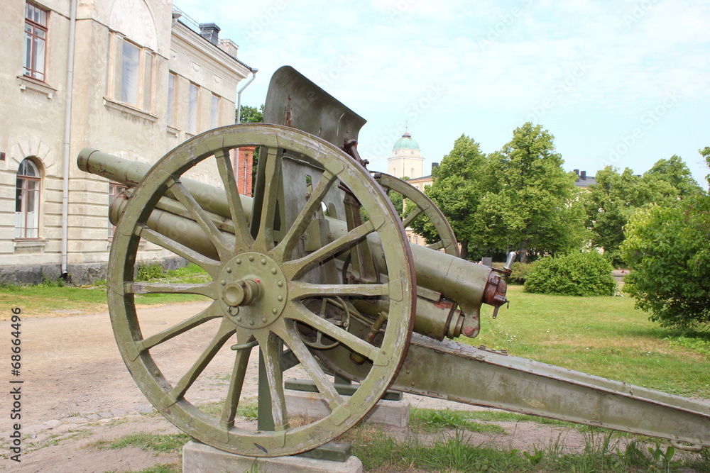 Kanone auf der Festungsinsel Suomenlinna bei Helsinki