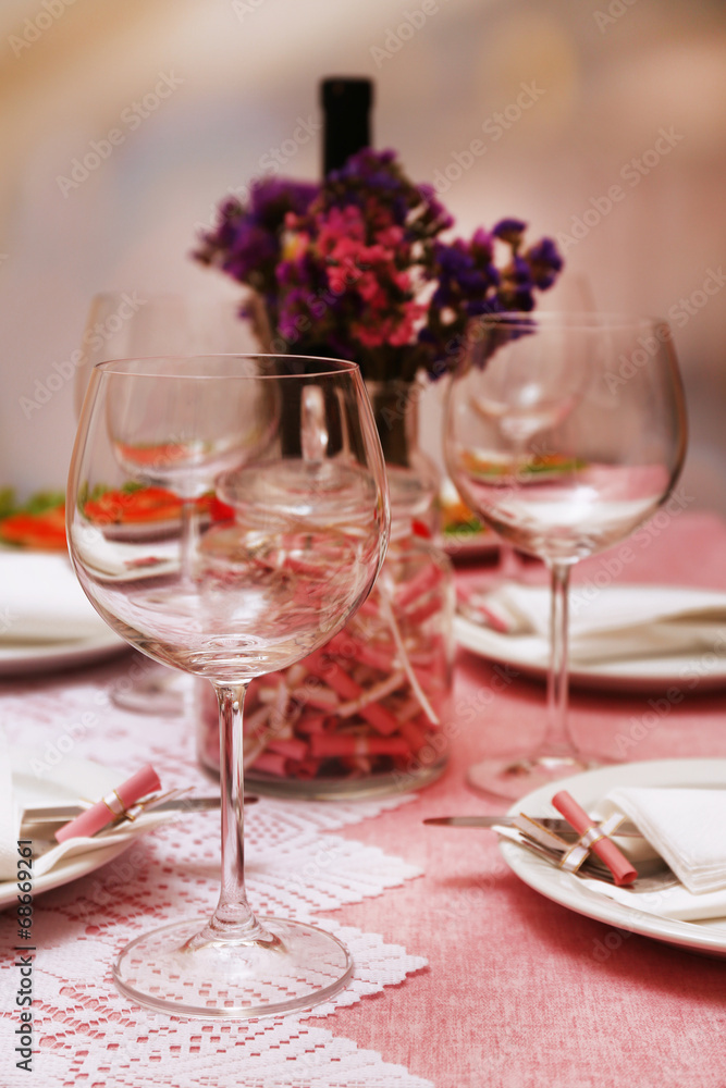 Restaurant table setting Restaurant table setting