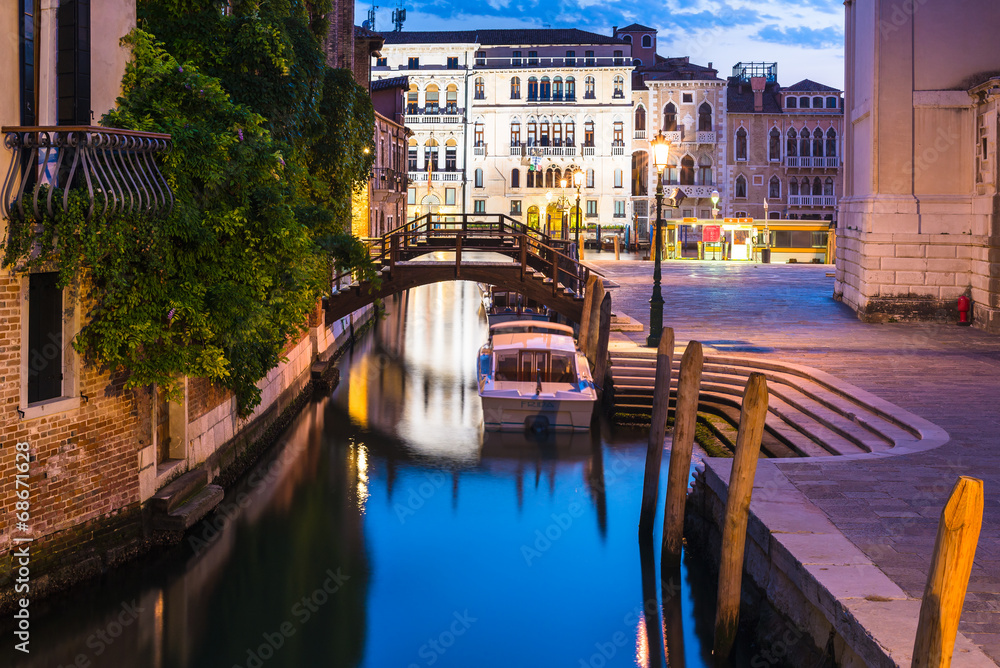 Fototapeta premium venezia di notte 5548