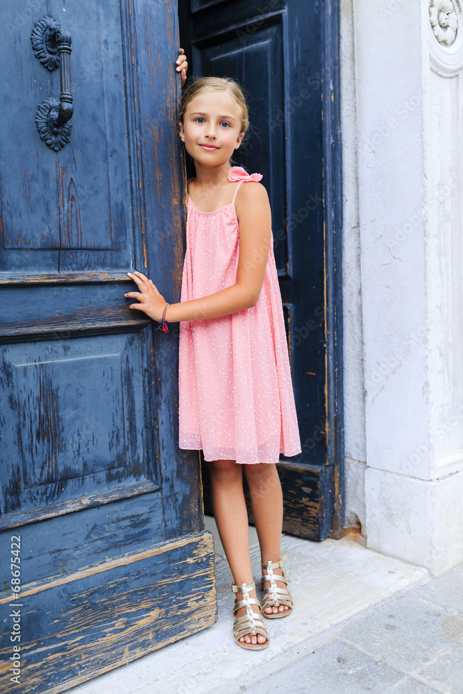 Fototapeta premium Famous places in Europe, Girl in Venice, Italy