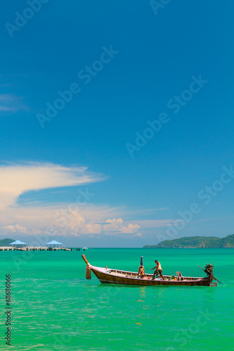 Fototapeta Naklejka Na Ścianę i Meble -  Boat in Phuket Thailand