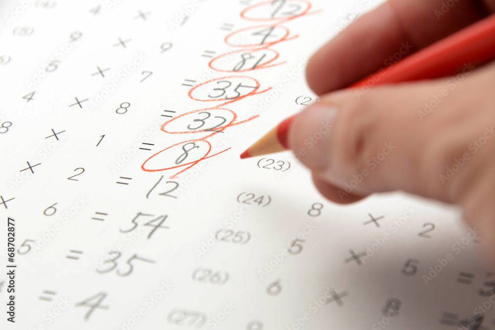 先生の仕事 テストの採点 Stock Photo Adobe Stock 先生の仕事 テストの採点 Stock Photo Adobe Stock