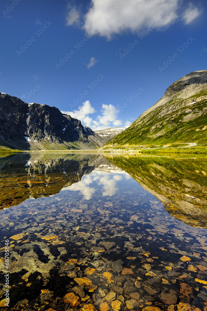 Piękny krajobraz Norweski, Lofoty, Grotli