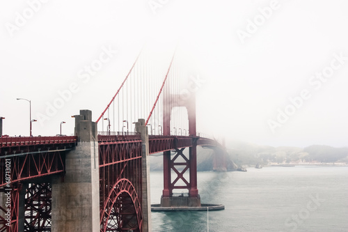 Obraz na płótnie Golden Gate Bridge in Fog w salonie