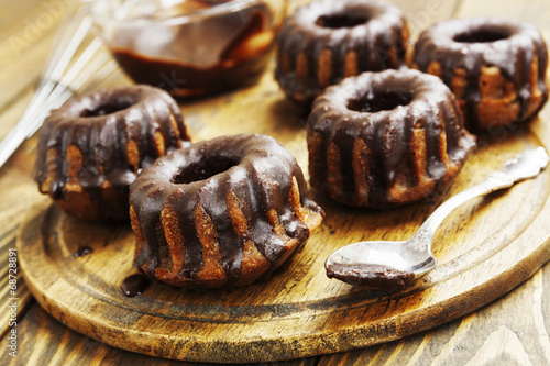 Muffins with chocolate