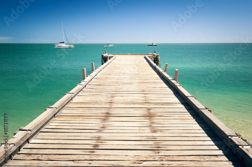 Obraz na plátně wooden jetty at Monkey Mia Australia