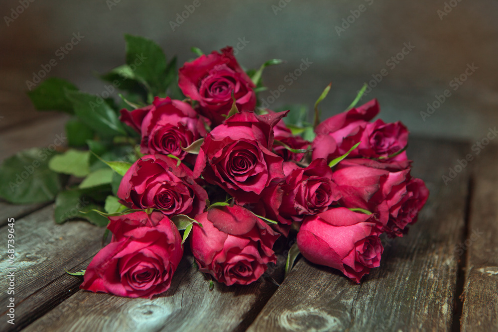 Background with beautiful roses bouquet., - obrazy, fototapety, plakaty 
