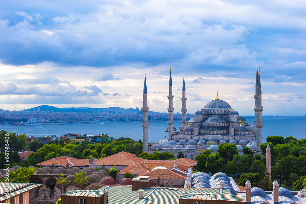 Naklejka premium Sultan Ahmet Mosque in Istanbul, Turkey, Sultanahmet district