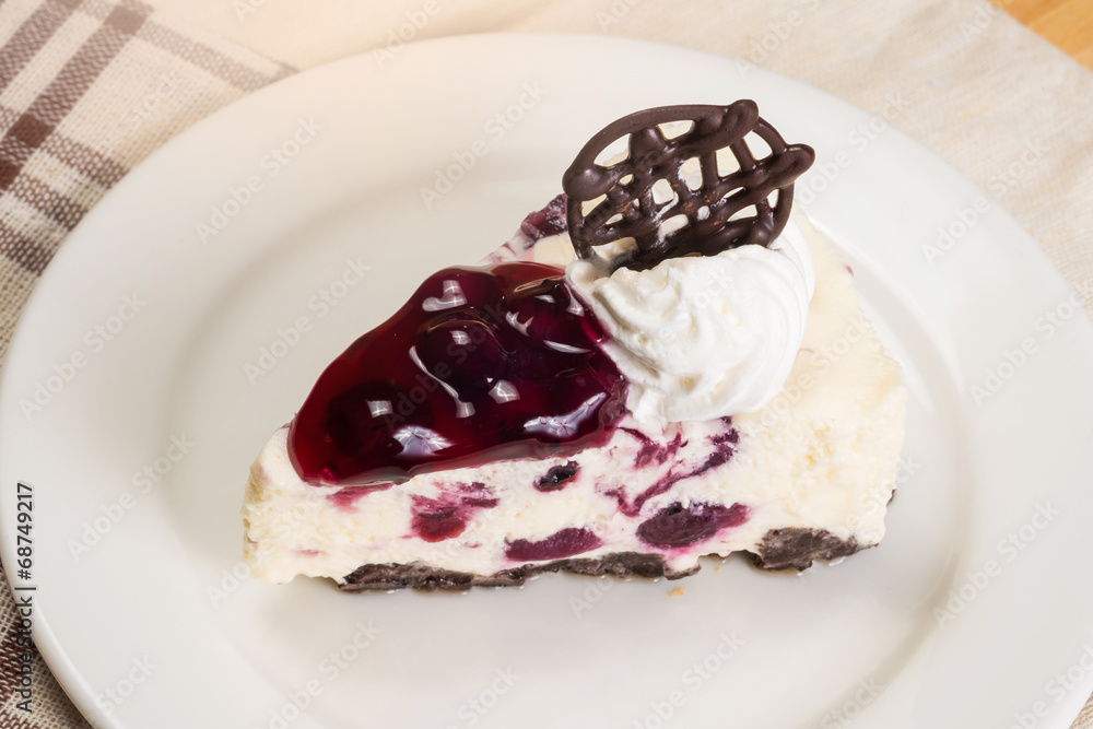 Blueberry-chip cheese mousse cake