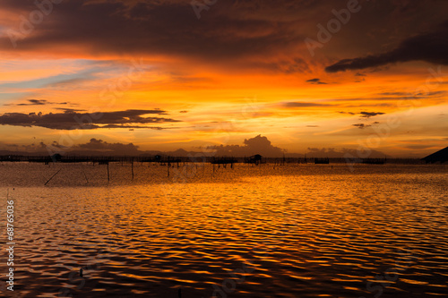 lake sunset photo