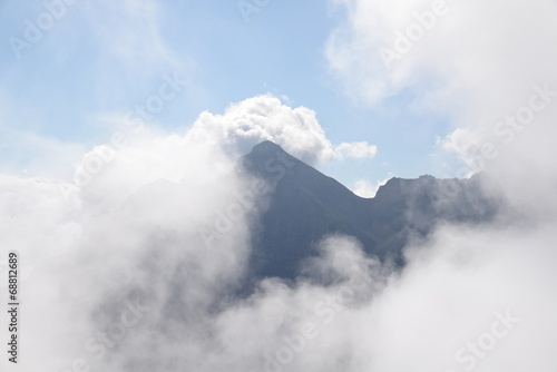 Wolken an der Serles