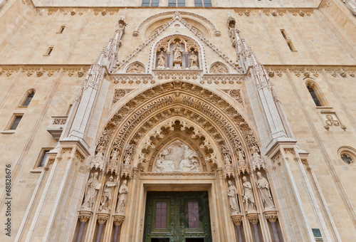 Canvas-taulu Portal of Zagreb cathedral (XVIII c.). Croatia