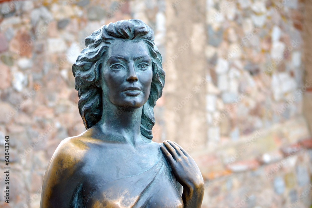 Estatua en bronce. Eva Gardner. Detalle