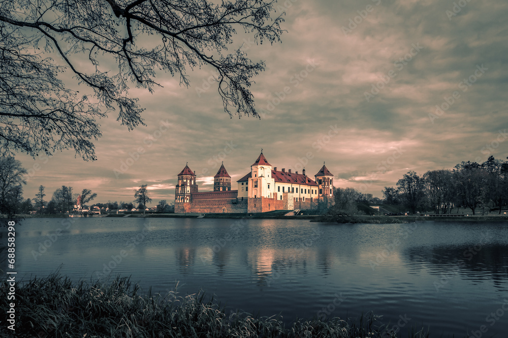 Obraz premium Medieval Mir Castle Complex in Belarus