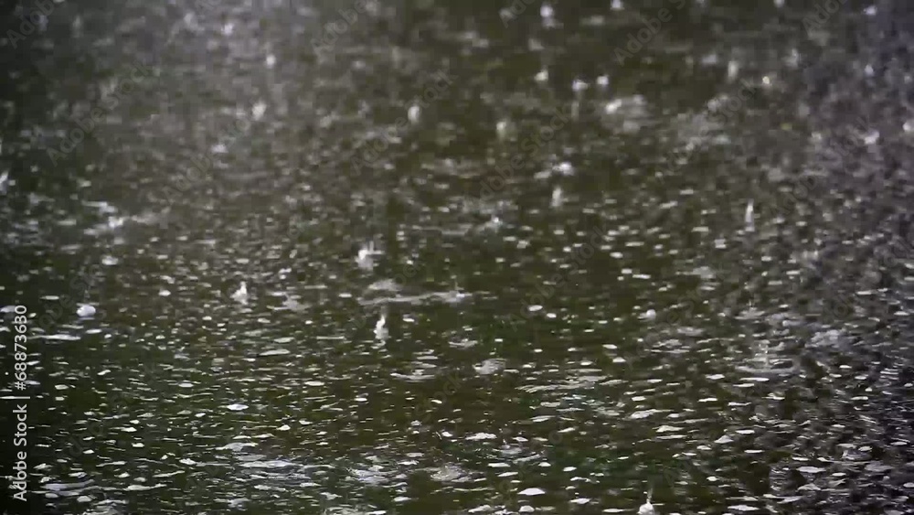 Regen stark, dann nachlassend Regen stark, dann nachlassend