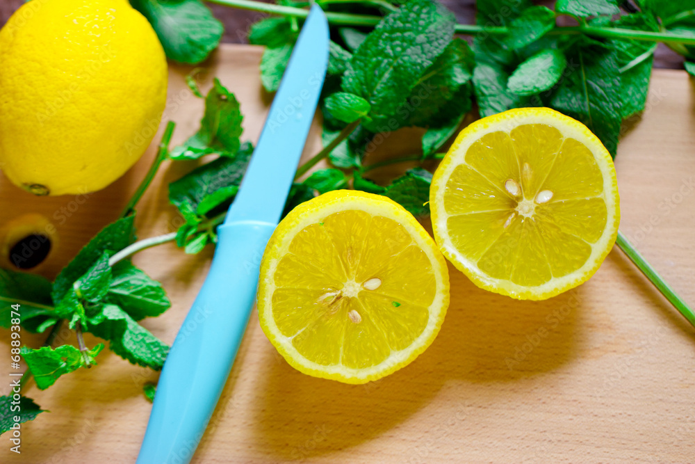 Lemon with mint Lemon with mint