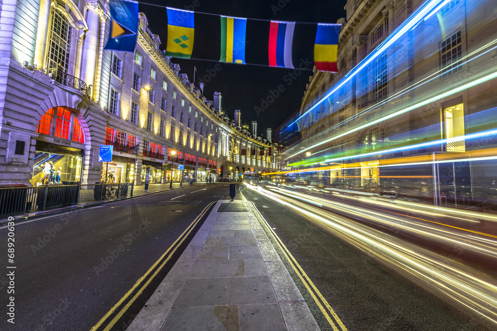 Traffic at night in London