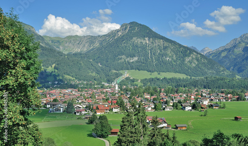 der beliebte Urlaubsort Oberstdorf im Allgäu in Bayern photo