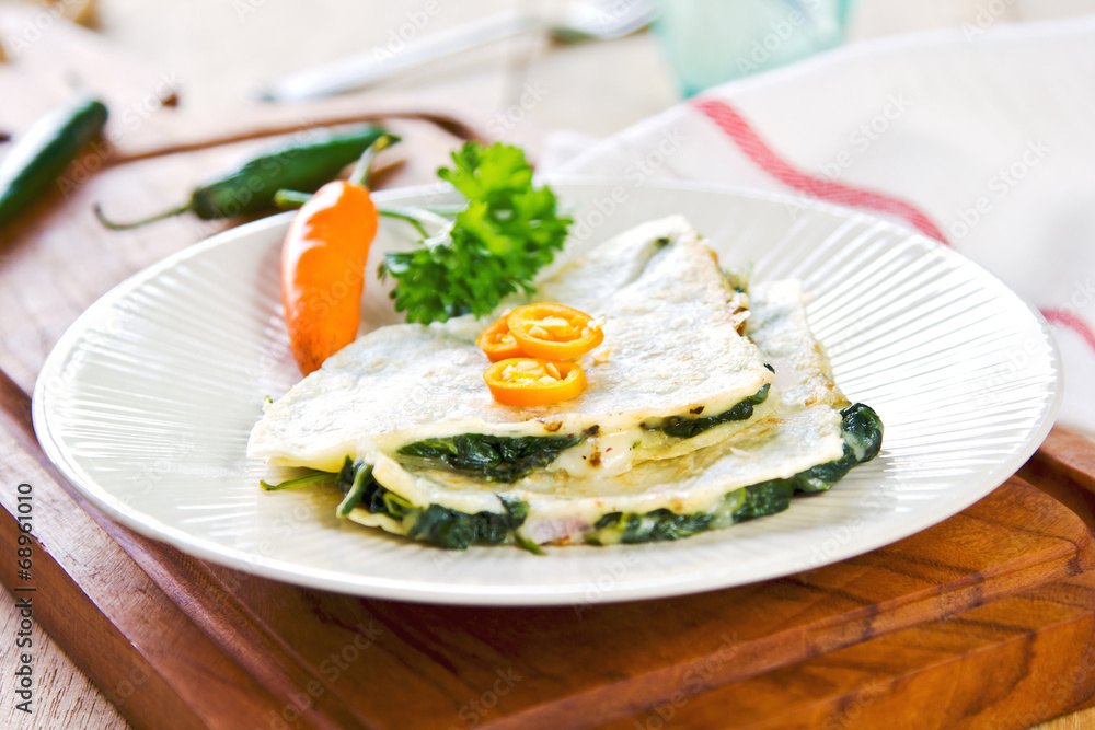 Spinach and cheese Quesadilla