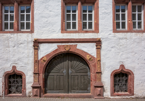 Hausfassade eines historischen Winzerhauses © AnnaReinert