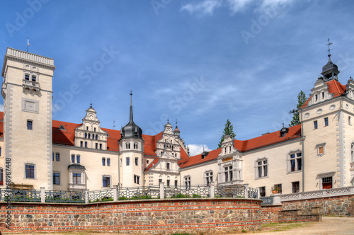 Schloss Boitzenburg im Sommerlicht