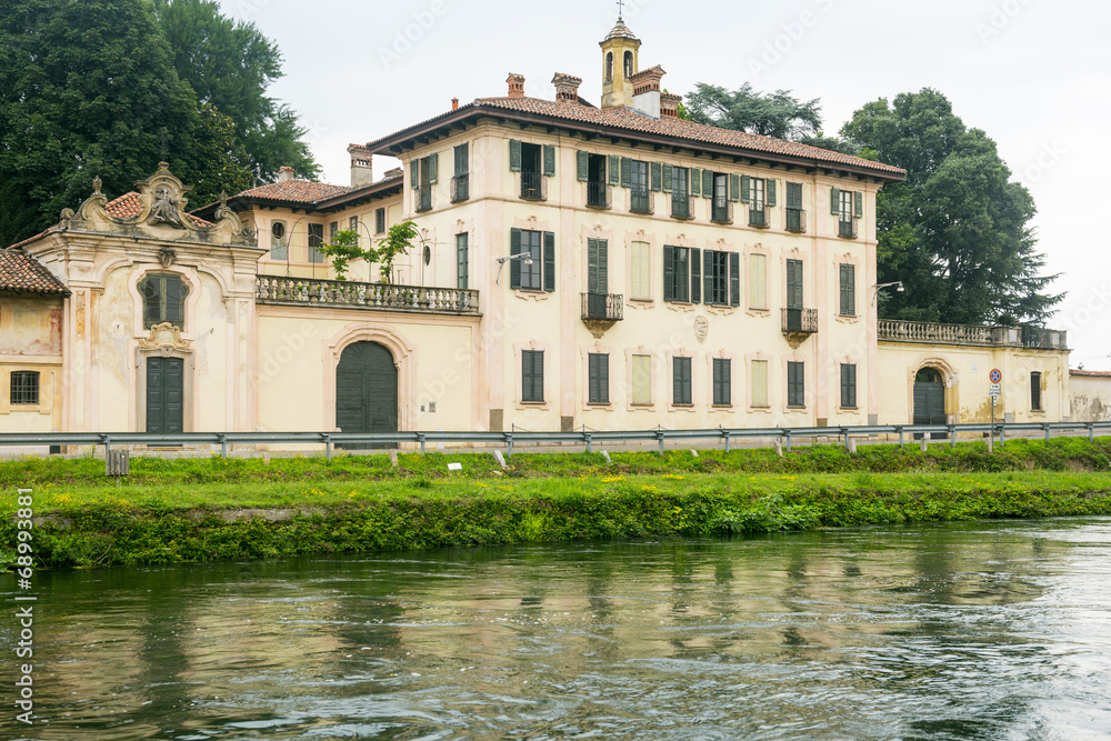 Cassinetta di Lugagnano (Milan)