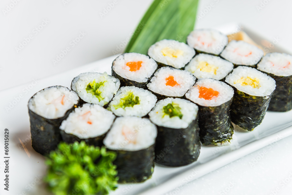 Sushi roll Sushi roll