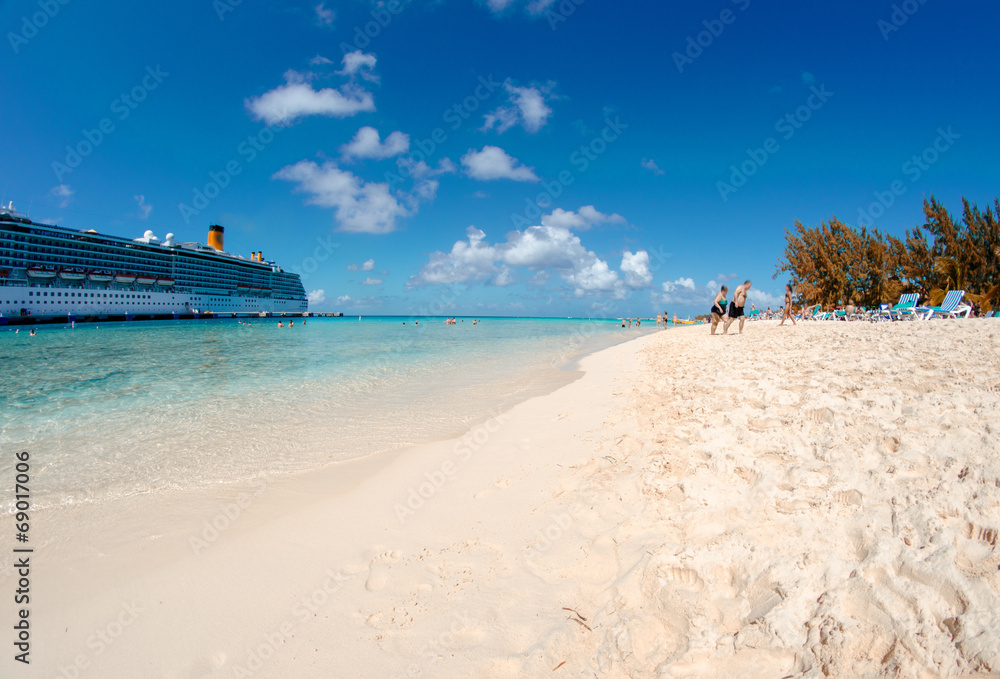 Fototapeta premium Spectacular beach in Turks and Caicos, Caribbean