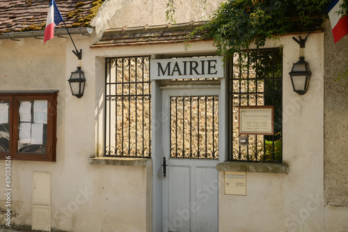 France, the picturesque village of Auteuil le Roi photo