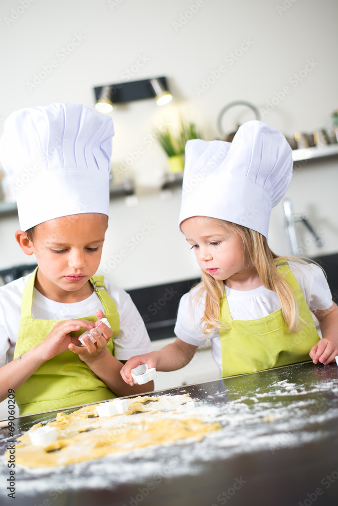 happy children kids family preparing funny cake kitchen at home happy children kids family preparing funny cake kitchen at home
