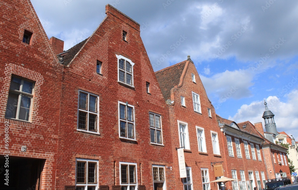 Fototapeta premium Mittelstraße im Potsdamer Holländerviertel