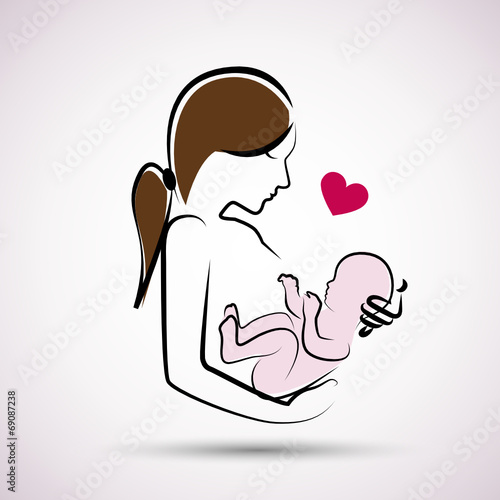 frau hält baby