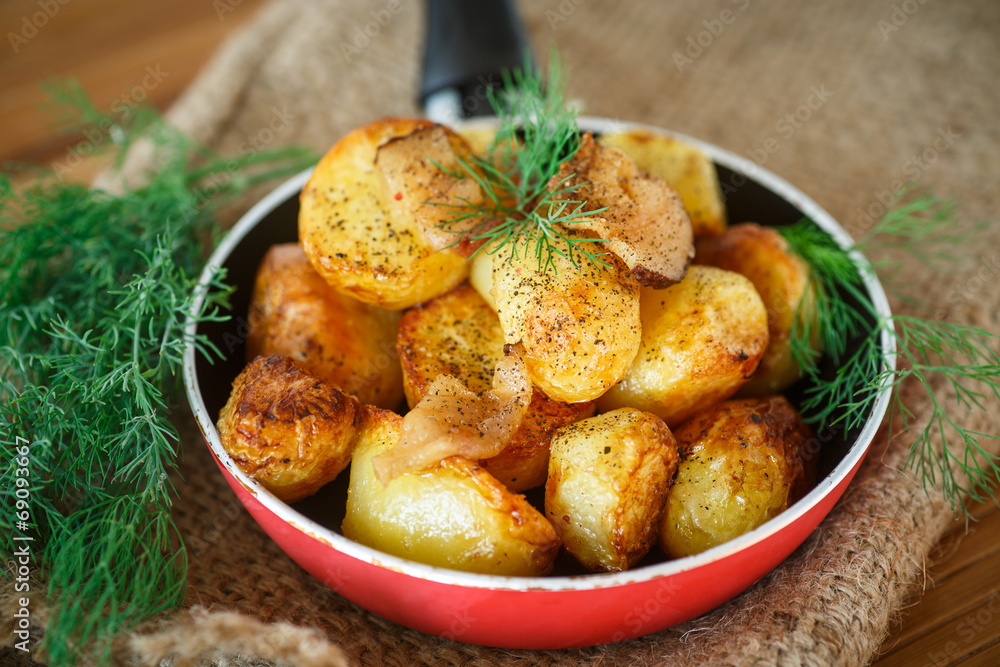 Fototapeta premium fried potatoes