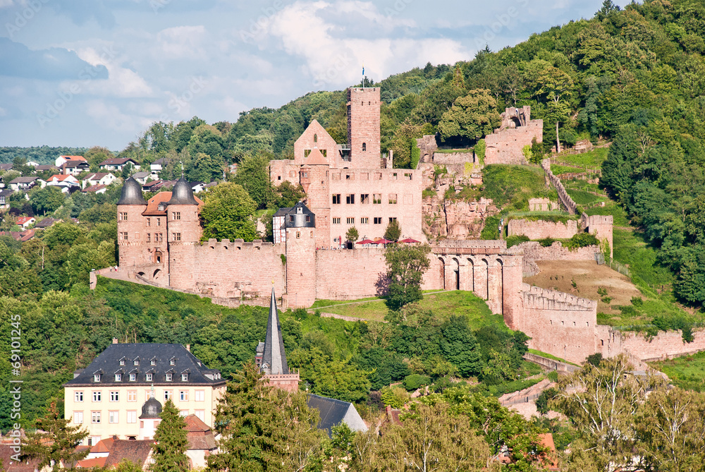 Mittelalterliche Burg Wertheim über Altstadt, Main und Tauber