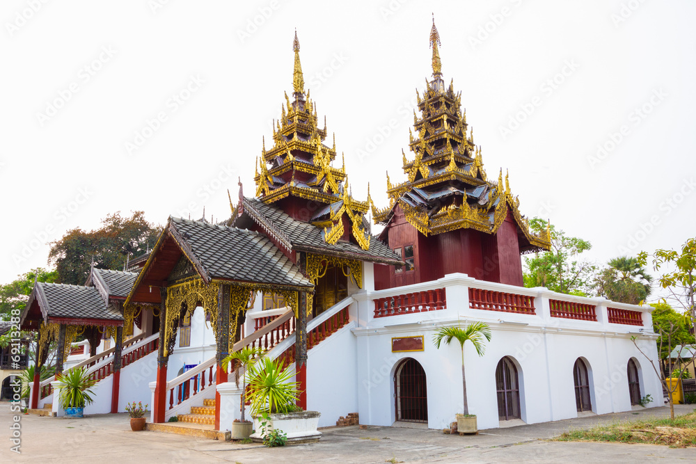 Beautiful Thai Temple Wat Sri Chum, temple in Lampang, thailand