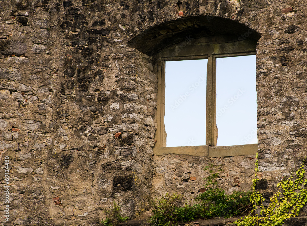 Fenster in einer Ruine