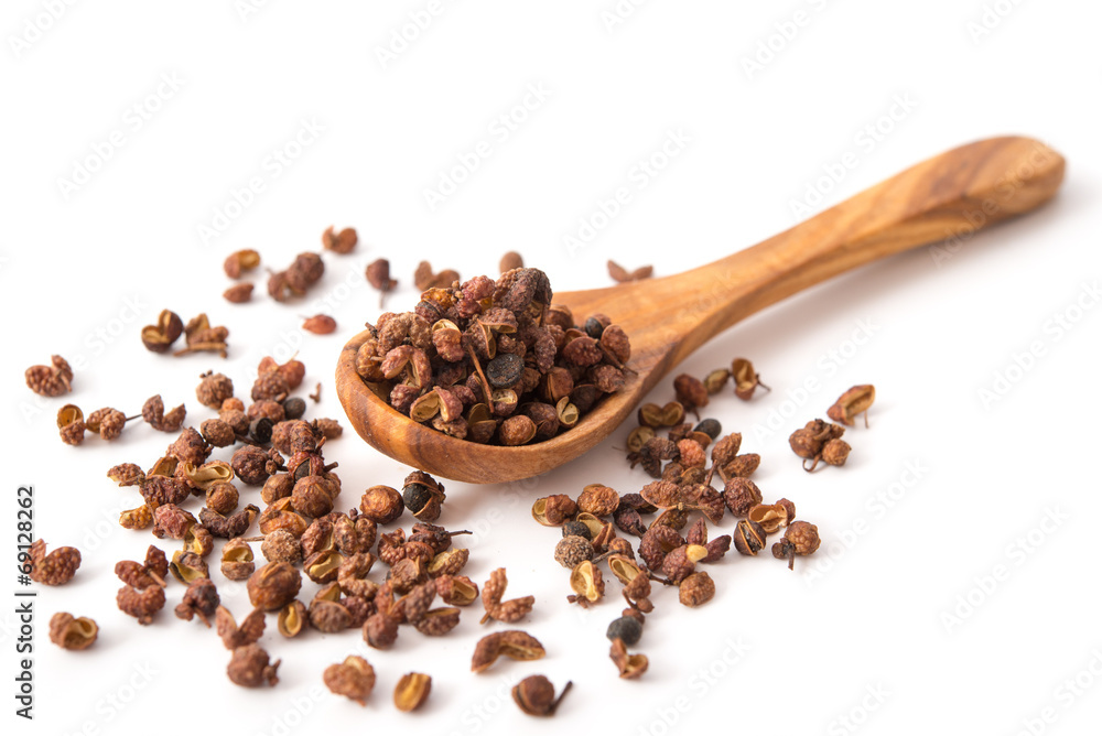 Löffel mit Szechuanpfeffer Löffel mit Szechuanpfeffer